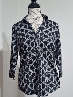 Black & White Patterned Button-Up Women's Top